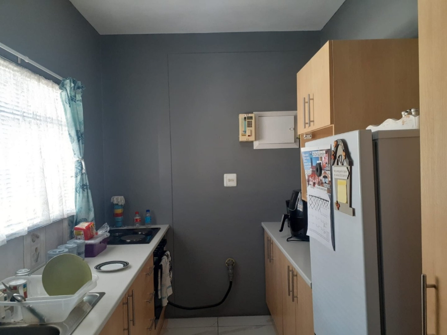 3 Bedroom Property for Sale in Sidwell Eastern Cape